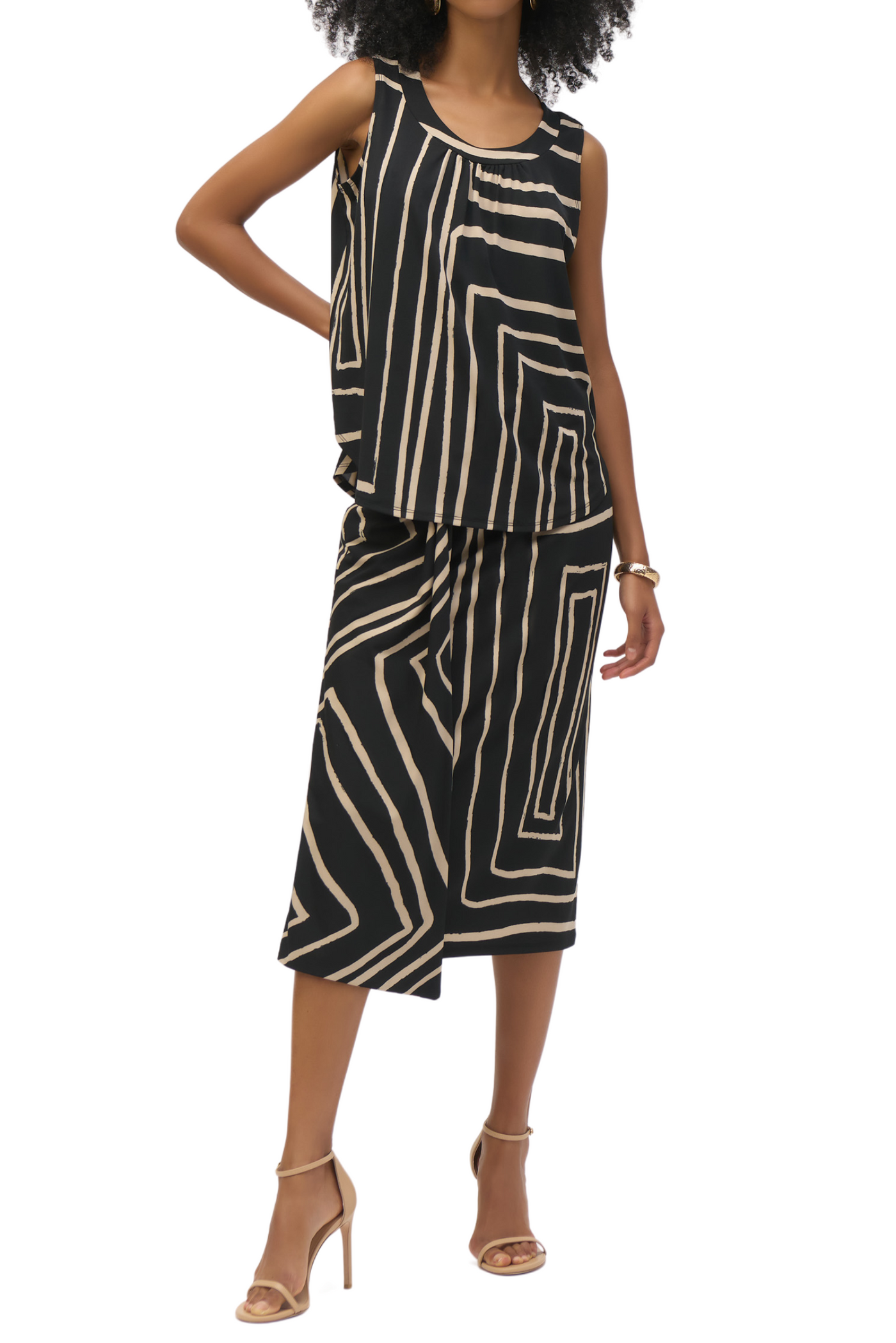 Silky Knit Geometric Print Sleeveless Top