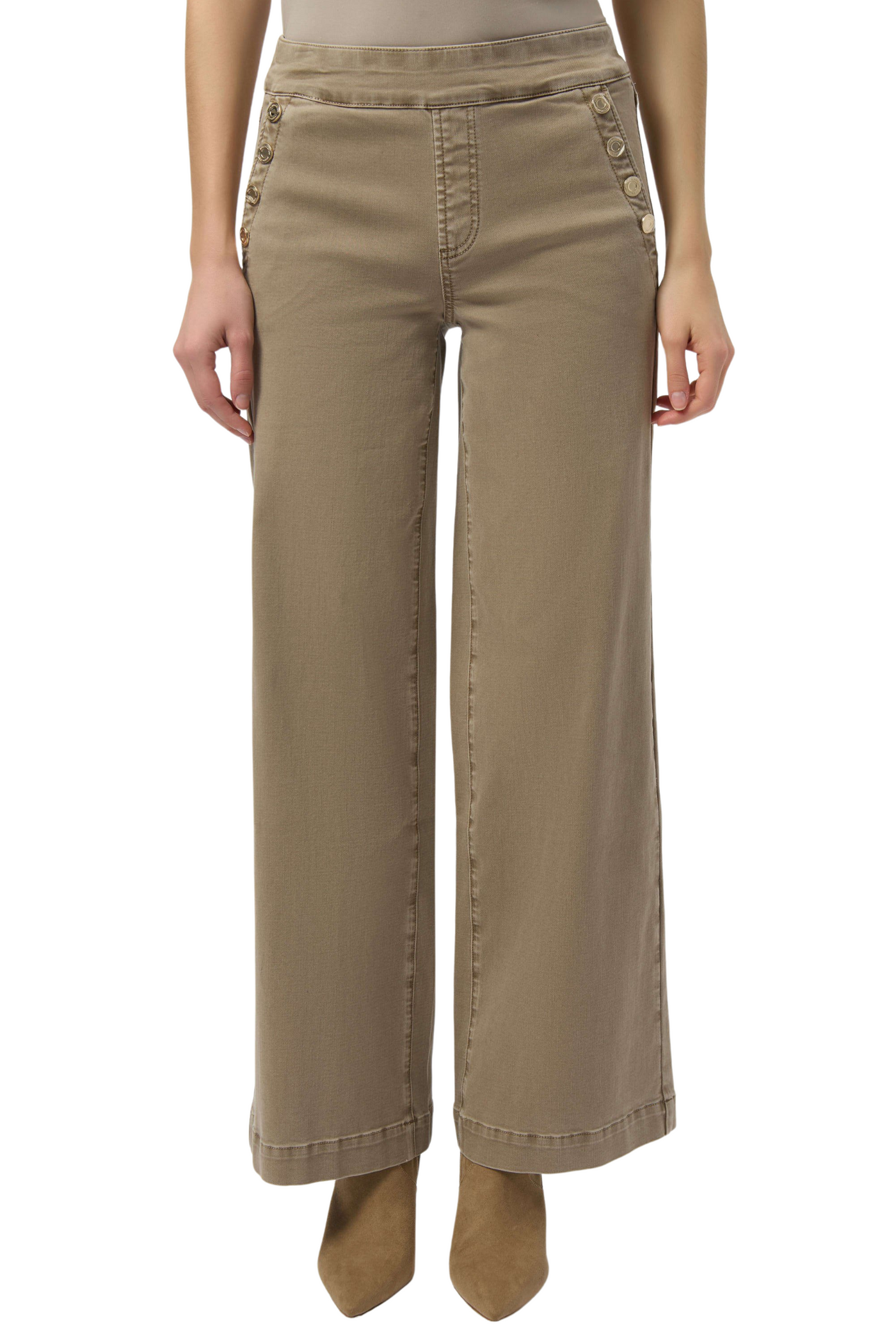 Classic Wide Leg Pull-On Jeans