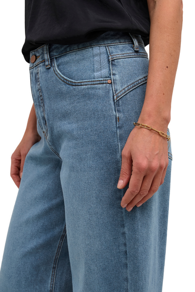 Lea Wide Leg Jeans