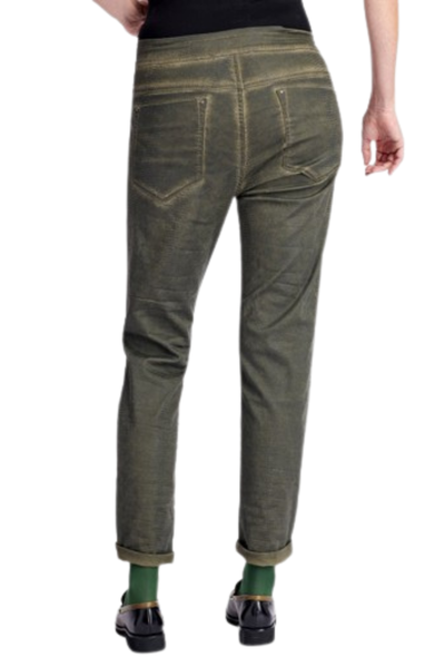 Washed Iconic Stretch Jeans