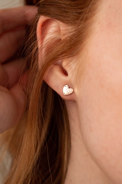 Amado Studs