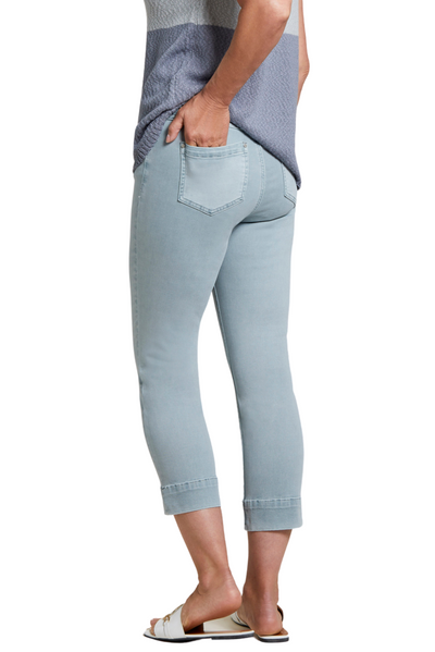 Pull-On Kick Flare Capris